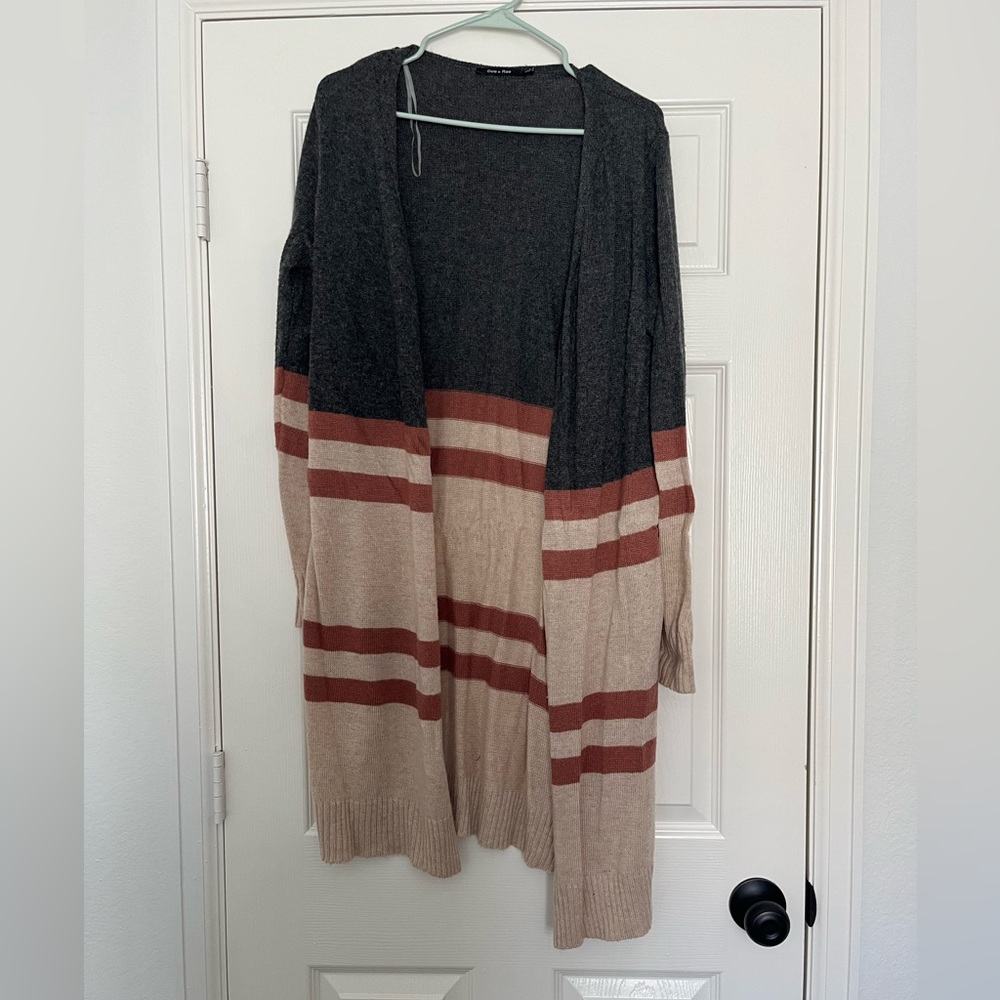 Striped cardigan Sz small